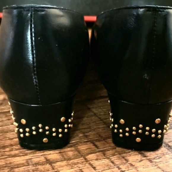 Heels - Picture 4 of 7